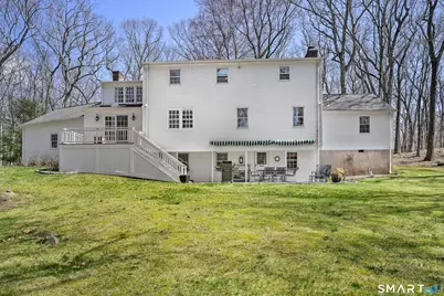 12 Sunset Circle, Woodbridge, CT 06525 - Photo 2