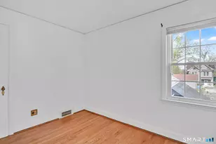 366 Fairfield Ave, Hartford, CT 06114 - Photo 32