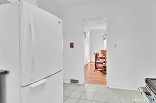 366 Fairfield Ave, Hartford, CT 06114 - Photo 22