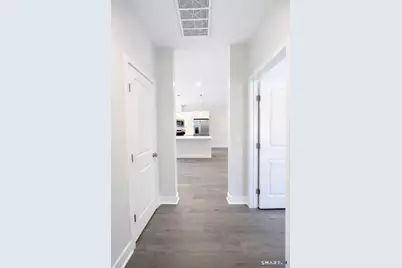 24 Glen Road #C1, Newtown, CT 06482 - Photo 2