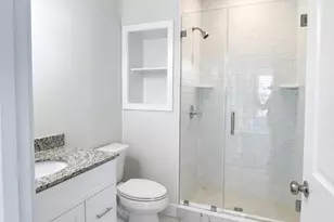 24 Glen Rd, Newtown, CT 06482 - Photo 8