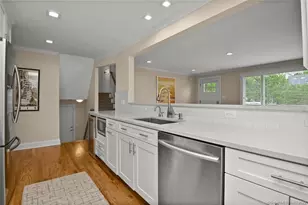 50 Craig Pl, Fairfield, CT 06824 - Photo 8