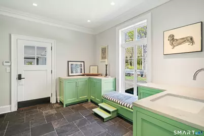 24 Llewellyn Drive, New Canaan, CT 06840 - Photo 18