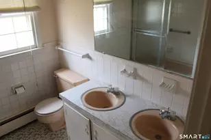 12 Sportsman's Hill Rd, Madison, CT 06443 - Photo 8