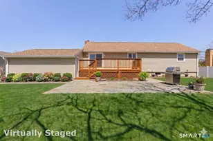 195 Post Oak Rd, Stratford, CT 06614 - Photo 28