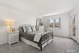 3250 Fairfield Ave, Bridgeport, CT 06605 - Photo 10