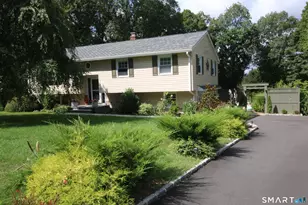 5 Hearthstone Dr, Bethel, CT 06801 - Photo 2