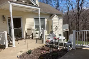 4 Park Ave, Wolcott, CT 06716 - Photo 2