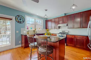 1 Lawrence Ave, Danbury, CT 06810 - Photo 6