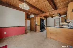 6 Cheryl Ct, East Lyme, CT 06357 - Photo 10
