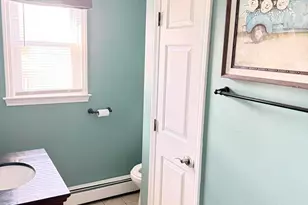 211 Robbins Rd, Berlin, CT 06037 - Photo 6