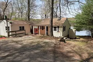 19 Lakeview Dr, Colchester, CT 06415 - Photo 14