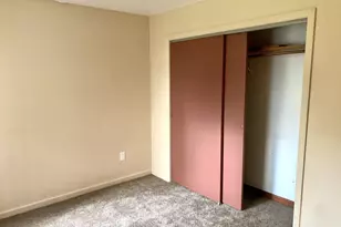 1380 Kossuth St, Bridgeport, CT 06608 - Photo 16