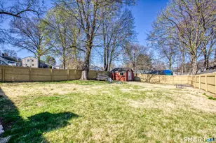 124 Mayflower St, West Hartford, CT 06110 - Photo 22