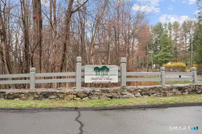 6 Walnut Lane #6, Brookfield, CT 06804 - Photo 2