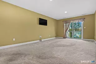70 Southwick Ct, Cheshire, CT 06410 - Photo 6