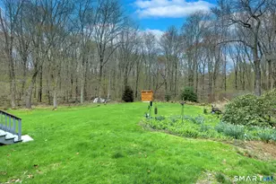 14 Ann Dr, Bethany, CT 06524 - Photo 4