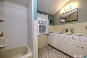 14 Ann Dr, Bethany, CT 06524 - Photo 32