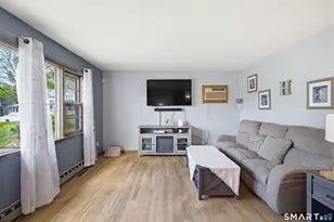 17 Pleasant St, New Milford, CT 06776 - Photo 8