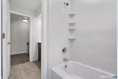 39 Brockton Court #39, Beacon Falls, CT 06403 - Photo 12