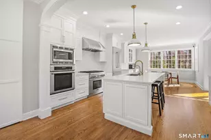 323 Smith Ridge Rd, New Canaan, CT 06840 - Photo 10