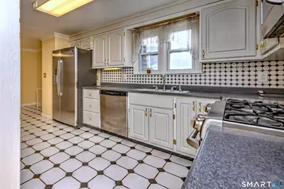 4161 Madison Avenue, Trumbull, CT 06611 - Photo 6