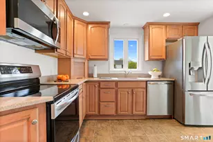 10 Millspaugh Dr, Fairfield, CT 06824 - Photo 20