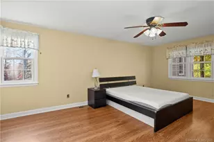 60 Greenwich Hills Dr, Greenwich, CT 06831 - Photo 16