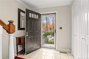 60 Greenwich Hills Dr, Greenwich, CT 06831 - Photo 4