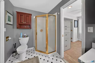 338 Shore Drive, Branford, CT 06405 - Photo 20
