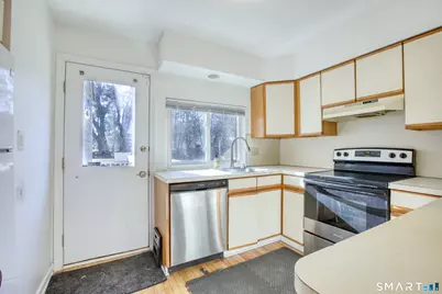 190 Brittany Farms Road #F, New Britain, CT 06053 - Photo 6