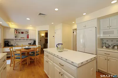 27 Lantern Drive, Ridgefield, CT 06877 - Photo 16