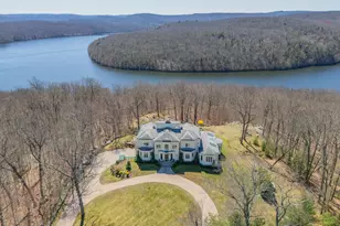 216 Kuhne Rd, Southbury, CT 06488 - Photo 2