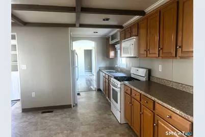 54 Stonewood Terrace, Vernon, CT 06066 - Photo 4