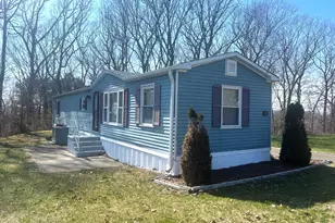 54 Stonewood Terrace, Vernon, CT 06066 - Photo 2