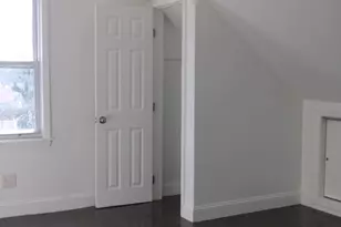 78 West St, New London, CT 06320 - Photo 8