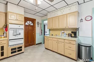 545 Burritt St, New Britain, CT 06053 - Photo 8