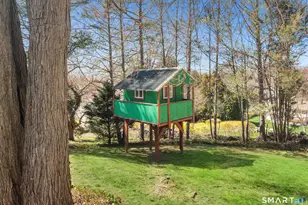 155 Emerald Pl, Stratford, CT 06614 - Photo 24