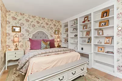 376 Knapps Highway #376, Fairfield, CT 06825 - Photo 16