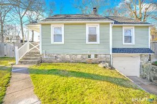 245 Mill Plain Ave, Waterbury, CT 06705 - Photo 2