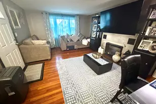 75 Elizabeth Ave, Bloomfield, CT 06002 - Photo 2