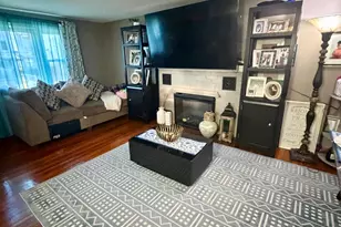 75 Elizabeth Ave, Bloomfield, CT 06002 - Photo 4