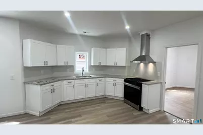 16 Arch Street, Waterbury, CT 06710 - Photo 1