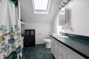 18 Cadbury Pl, Naugatuck, CT 06770 - Photo 32