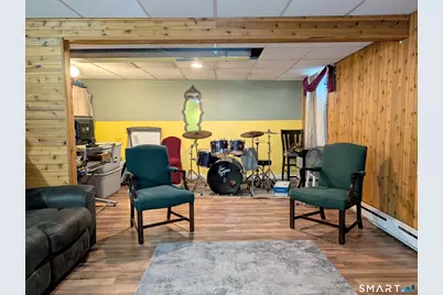 18 Cadbury Place, Naugatuck, CT 06770 - Photo 34