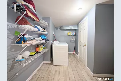 18 Cadbury Place, Naugatuck, CT 06770 - Photo 30