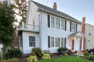 48 Bedford Ave, Hamden, CT 06517 - Photo 2