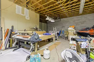 34 Pleasant St, New Britain, CT 06051 - Photo 34