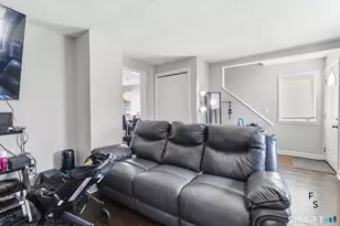 34 Pleasant St, New Britain, CT 06051 - Photo 26