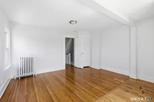 137 Linnmoore St, Hartford, CT 06114 - Photo 32